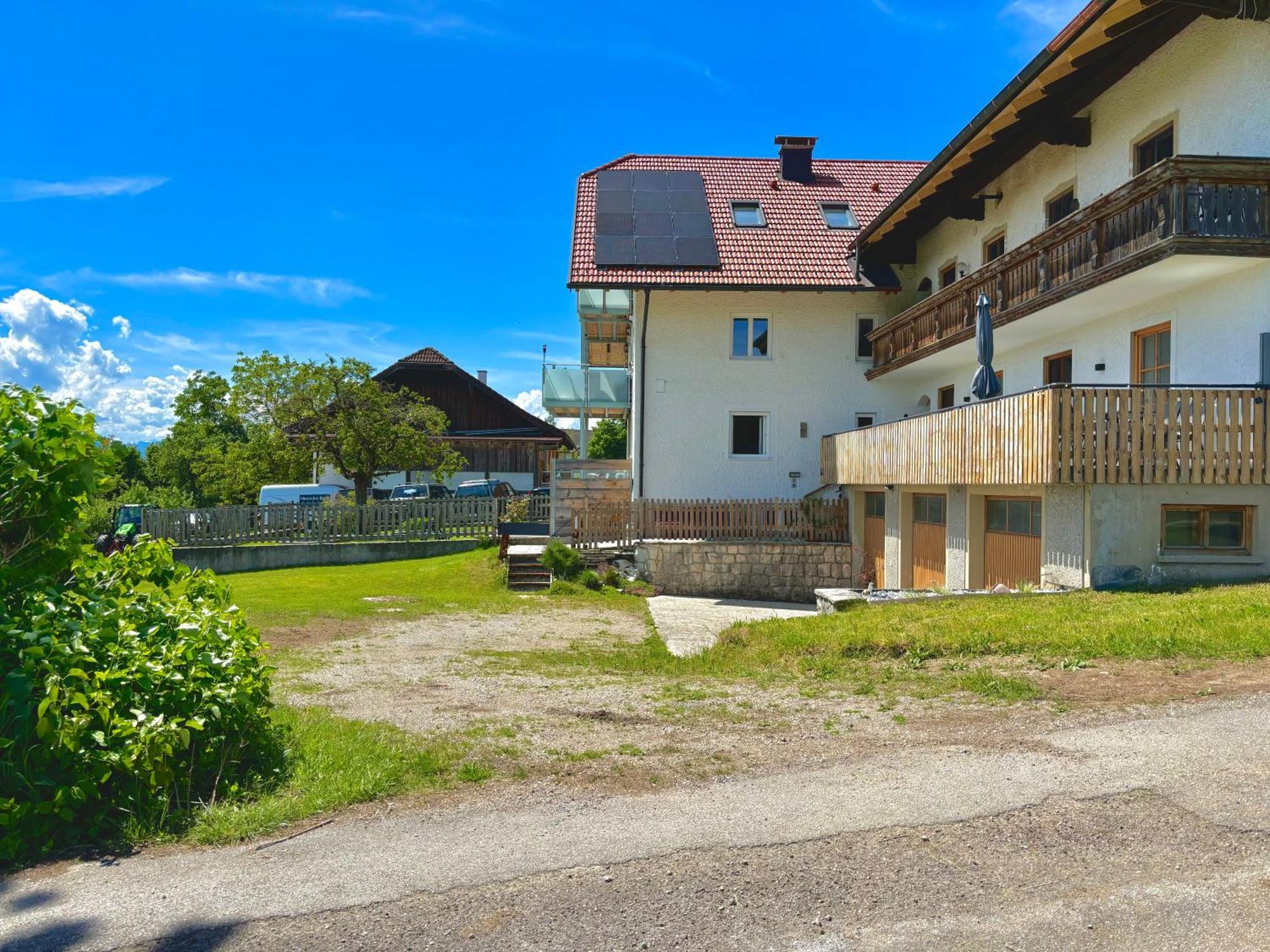 Gaesthaus "Seeblick" Seekirchen am Wallersee Exterior foto